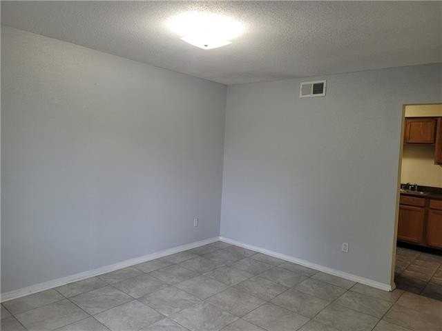 312 W Esplanade Ave - Photo 3 of 18