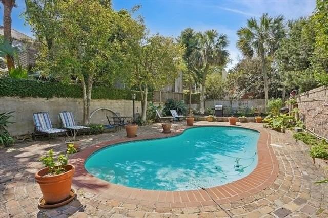 1014 Dumaine St #B - Photo 5 of 18
