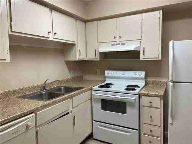756 Gause Blvd #38 - Photo 5 of 12