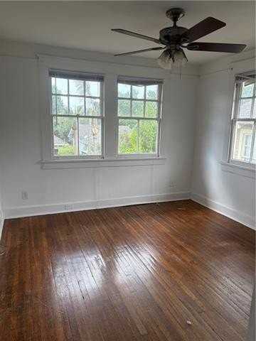 2010 Broadway St - Photo 4 of 23