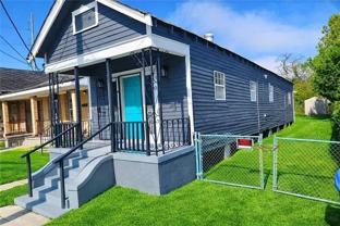 2055 Hope St - Photo 1 of 1