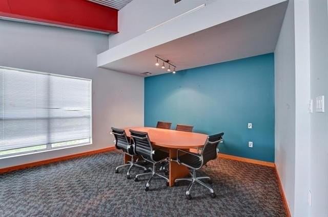 800 Mariners Plaza Dr #821 - Photo 3 of 11