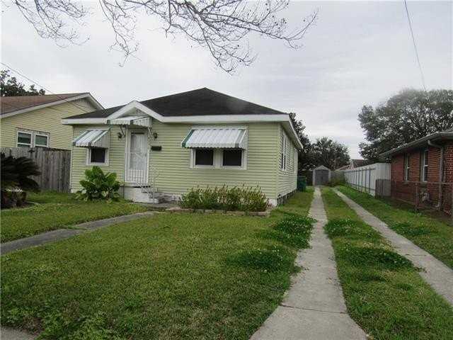 605 Bellanger St - Photo 2 of 21