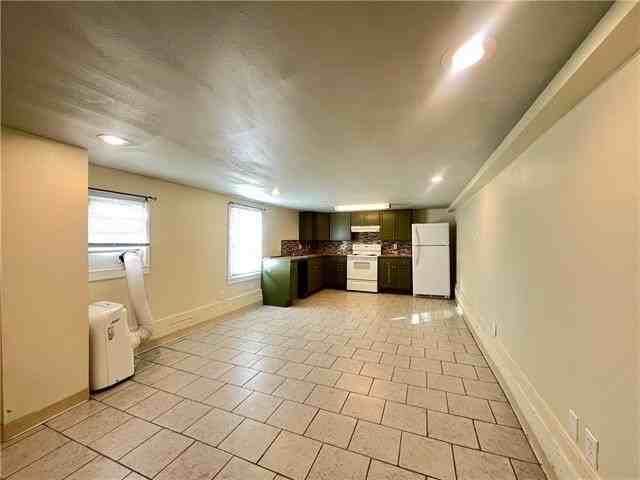 603 Clare Ct - Photo 4 of 14