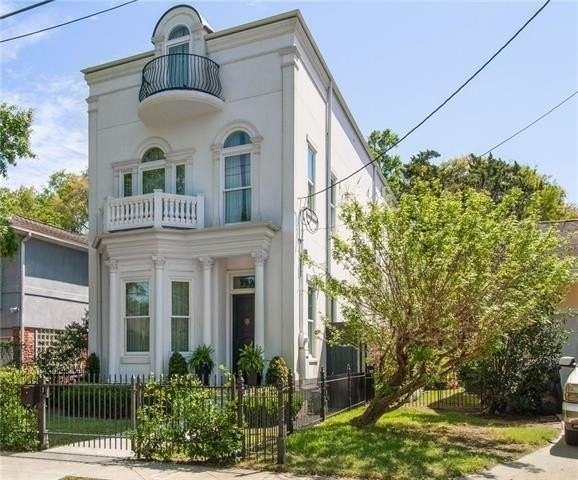 249 Walnut St - Photo 2 of 25