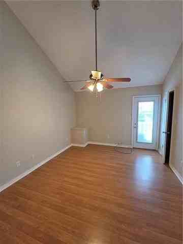 232 Marina Dr - Photo 6 of 12