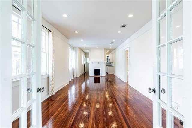 4423 Baccich St - Photo 5 of 20