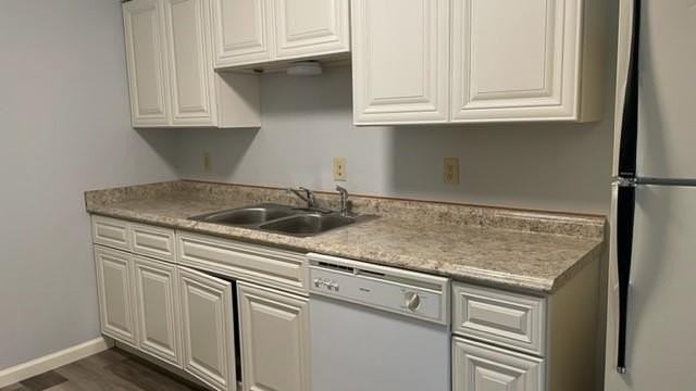 4230 Chateau Blvd #C - Photo 3 of 12