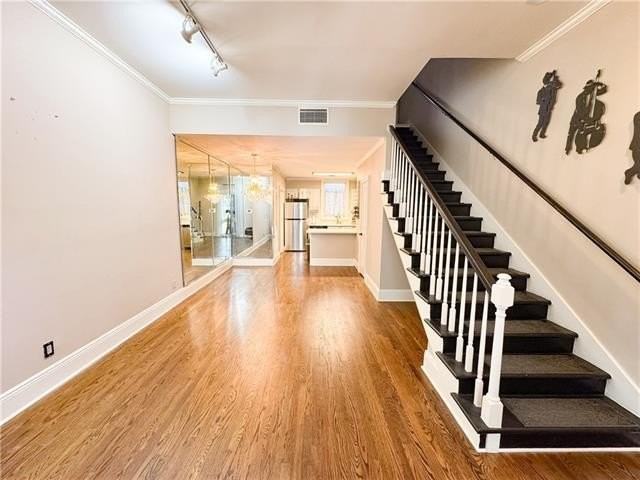 936 Conti St #11 - Photo 3 of 14