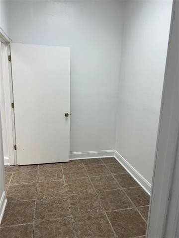 3901 Williams Blvd #29 - Photo 5 of 8