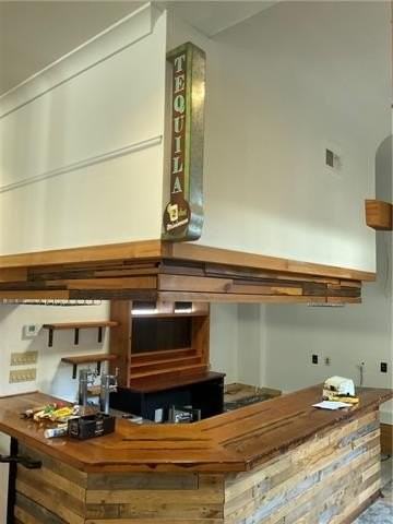 1506 S Carrollton Ave - Photo 5 of 20