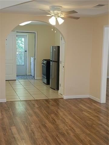 290 E 27th St - Photo 2 of 17