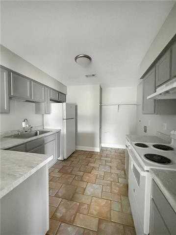 108 Village Dr #108 - Photo 6 of 11