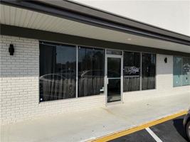 featured image of 1665 Sw Railroad Ave #9