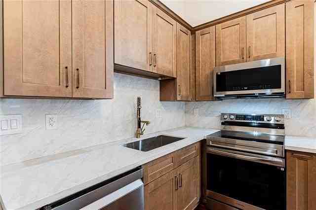 3025 Saint Claude Ave - Photo 7 of 20