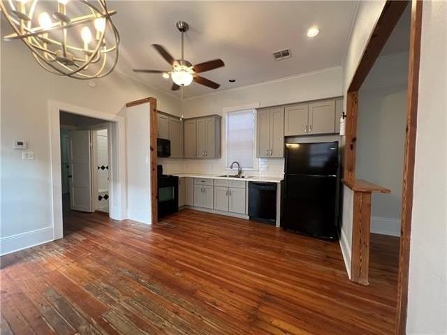 127 Addison St - Photo 3 of 9