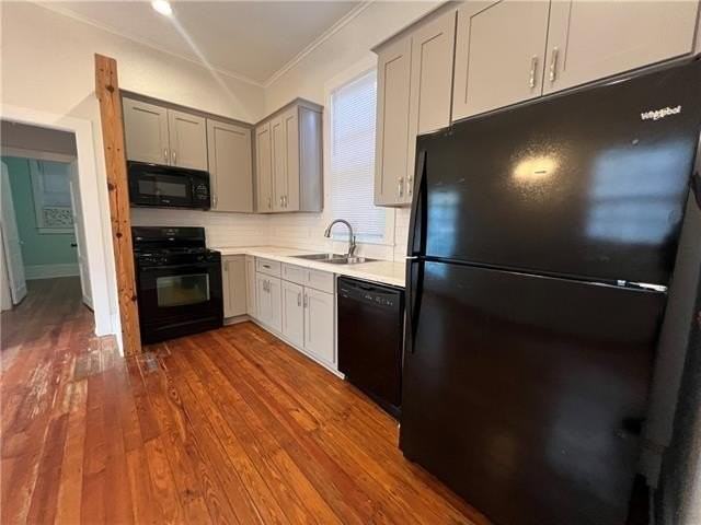 127 Addison St - Photo 5 of 9
