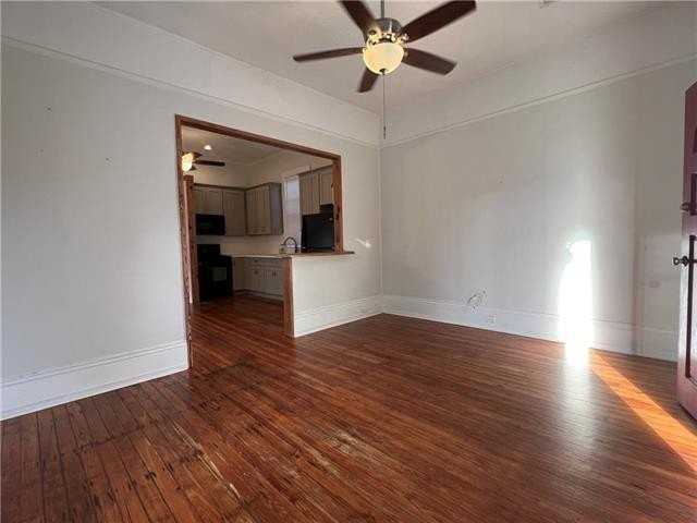 127 Addison St - Photo 7 of 9