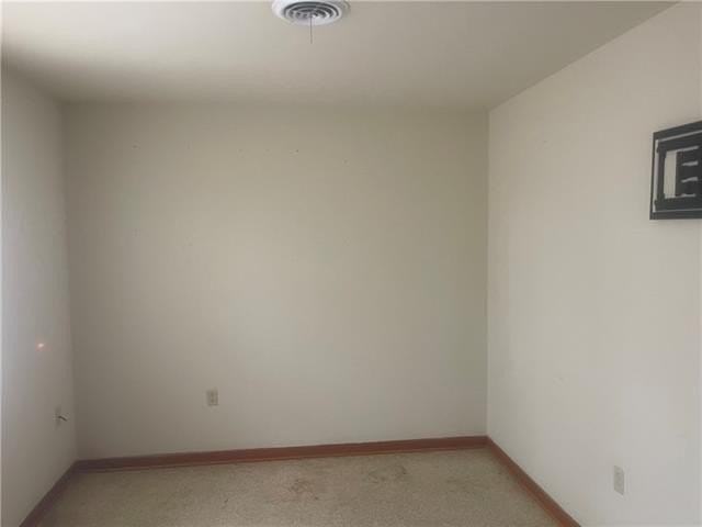 1402 Behrman Ave - Photo 4 of 6