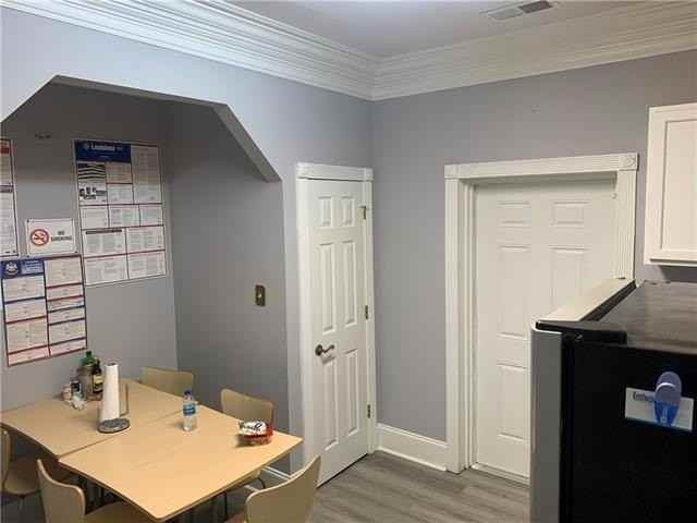 2010 Rue Simone - Photo 4 of 6