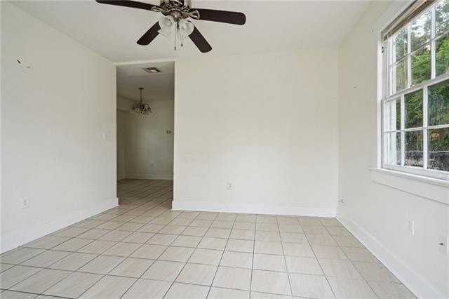 2902 Aubry St - Photo 6 of 18
