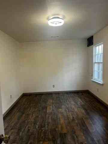 6015 Carlisle Ct - Photo 2 of 16