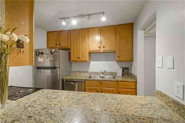 818 Moss St #104 - Photo 6 of 21