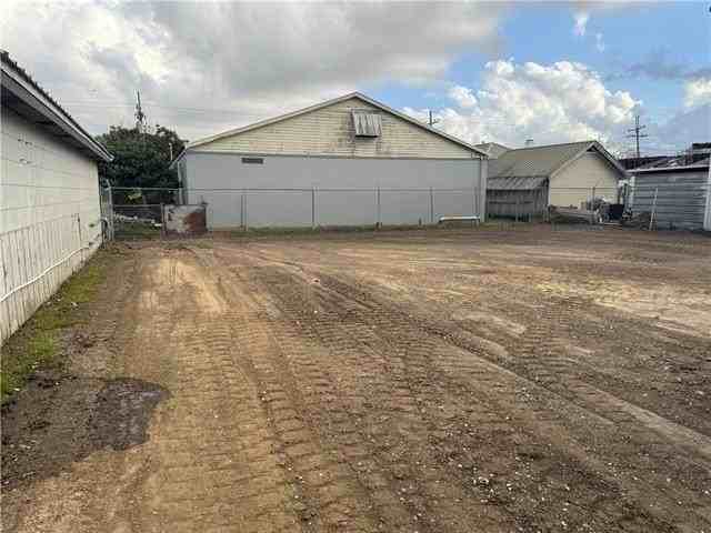 611 Lafourche St - Photo 6 of 8