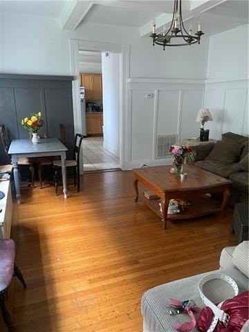 2229 Joseph St - Photo 3 of 11