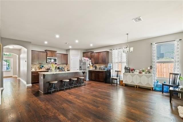 16973 River Park Dr - Photo 4 of 18