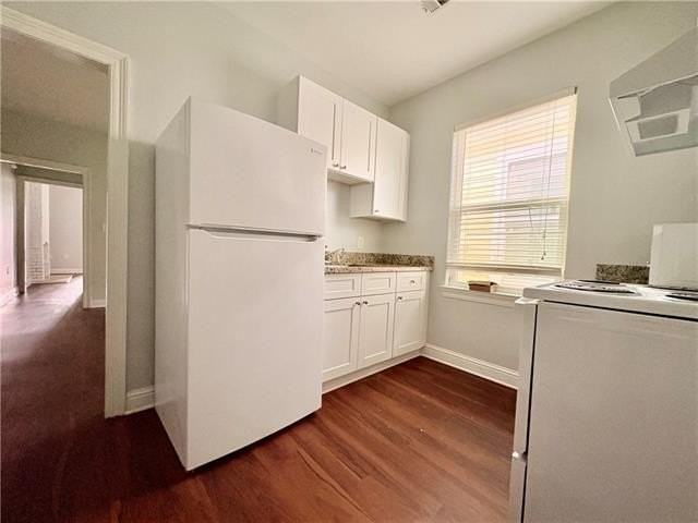 7931 Olive St - Photo 2 of 6