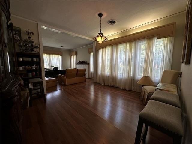 721 10th Ave - Photo 2 of 16