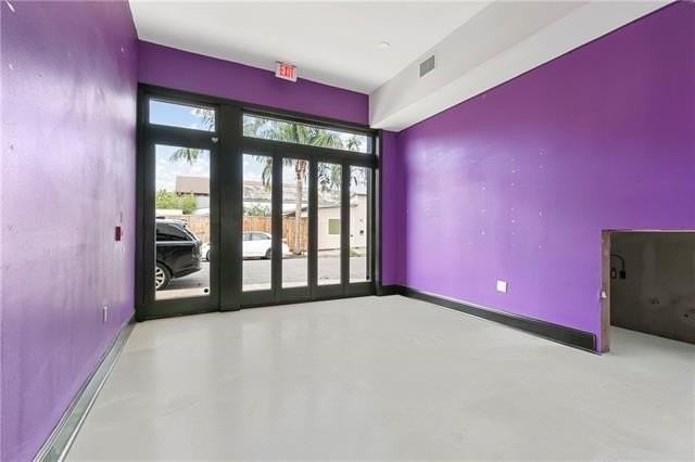 2330 Royal St - Photo 5 of 11