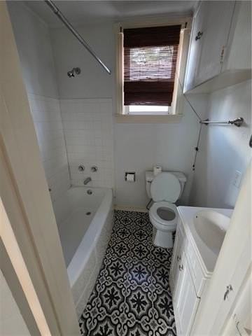 1019 Clouet St - Photo 5 of 10
