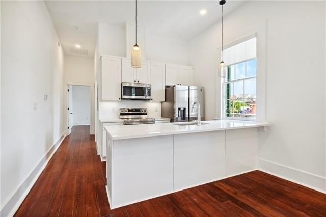 1022 Barracks St #201 - Photo 3 of 16