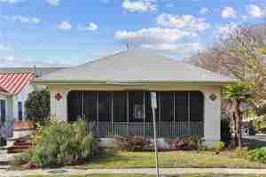featured image of 2738 Calhoun St
