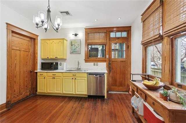 2738 Calhoun St - Photo 7 of 34
