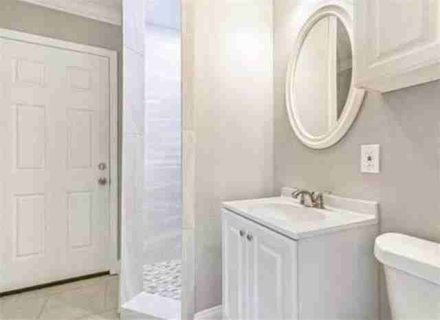 32 Old Hickory St - Photo 7 of 12
