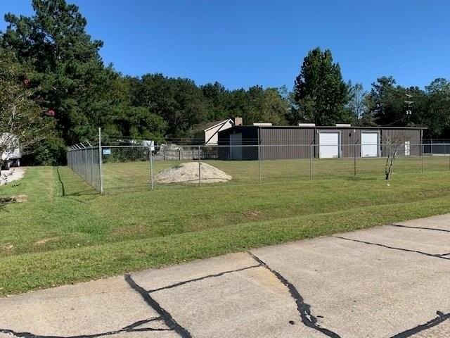 21175 Highway 36 - Photo 2 of 6