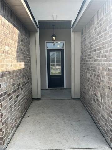 557 Claiborne Trails Dr - Photo 4 of 35