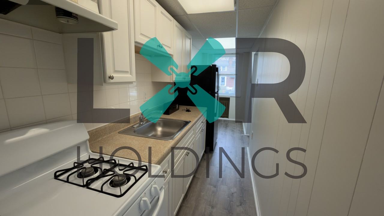 7242 Glenthorne Rd Apt C #C - Photo 5 of 10