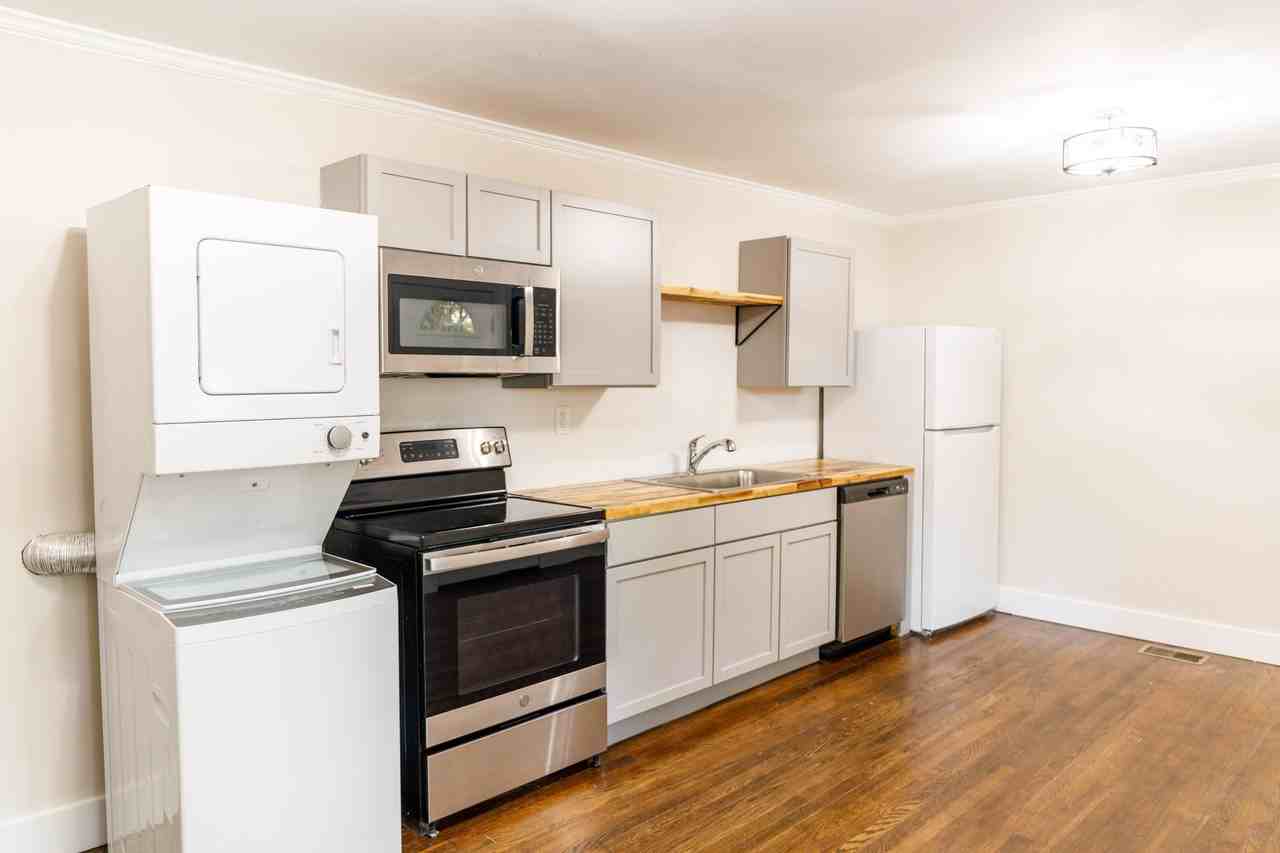 1558 Orange Grove Rd #C - Photo 2 of 30