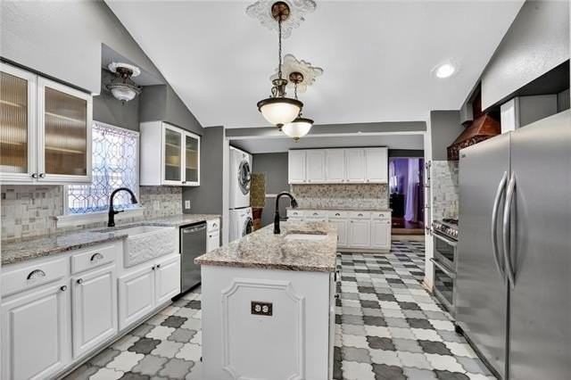 1119 Marigny St - Photo 3 of 20
