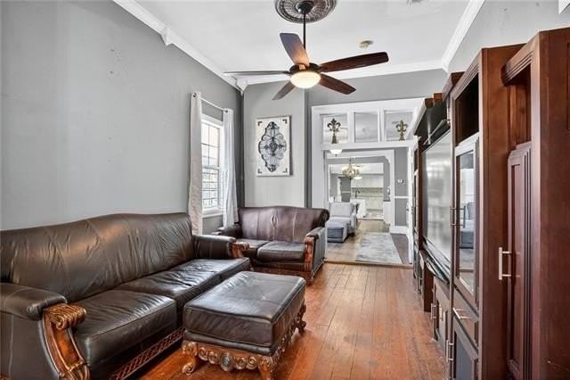 1119 Marigny St - Photo 5 of 20