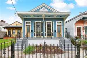 featured image of 3429 Baronne St