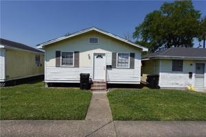 featured image of 118 Yorke St #B