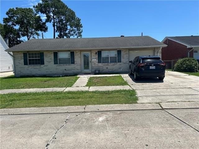 725 Oakwood Dr