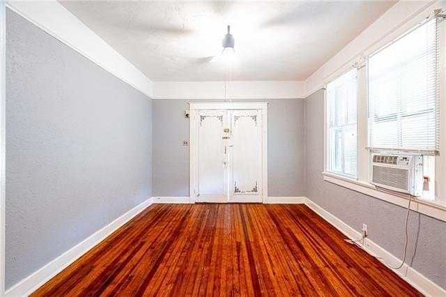 2749 Verbena St - Photo 4 of 16