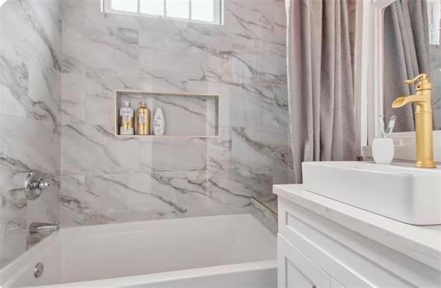 909 N Derbigny St - Photo 7 of 9