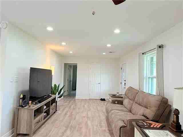 1912 Concord Rd - Photo 4 of 16